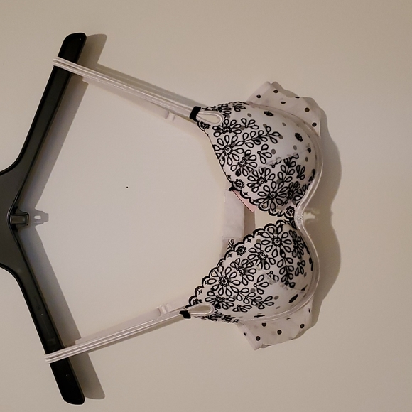 Victoria's Secret | Intimates & Sleepwear | 36b Victorias Secret Sexy ...